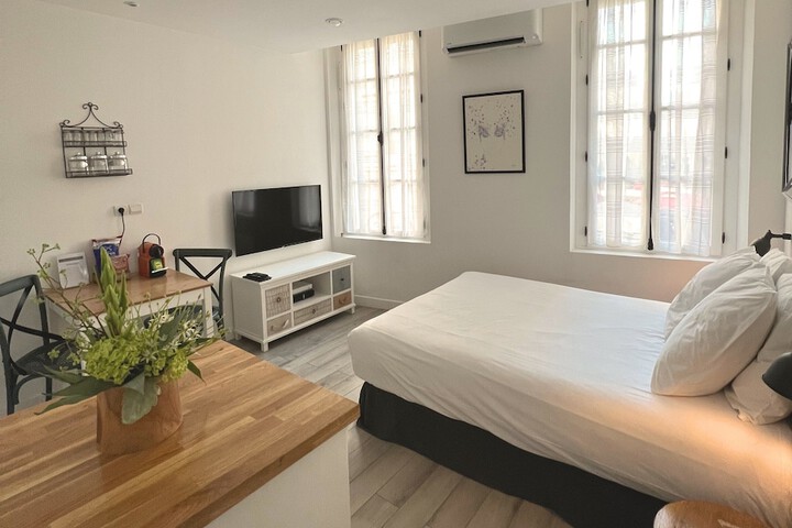 Room 18 of 309