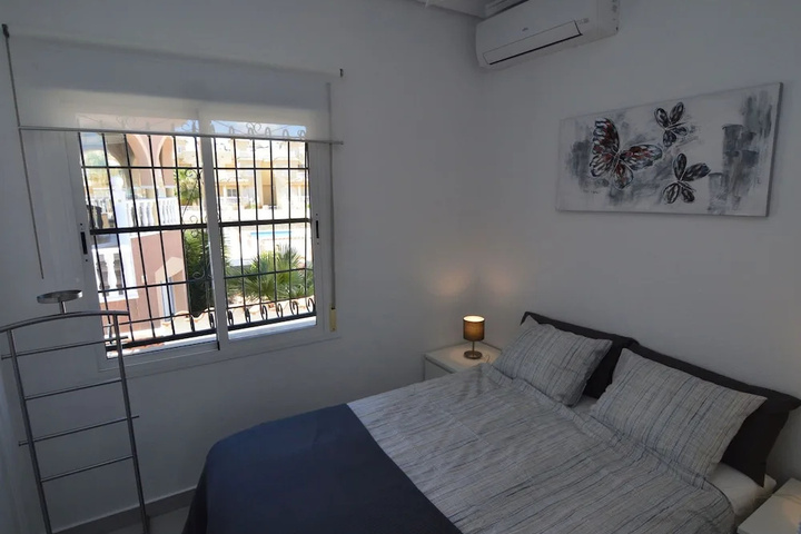 Room 4 of 15