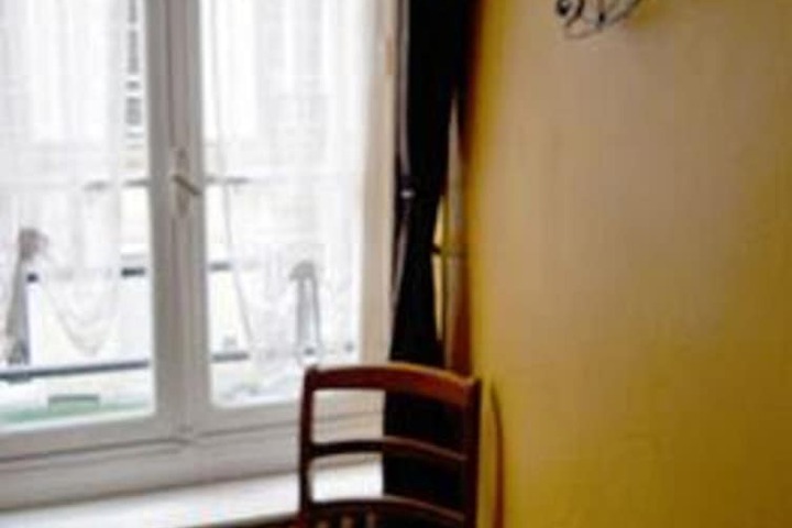 Room 17 of 30