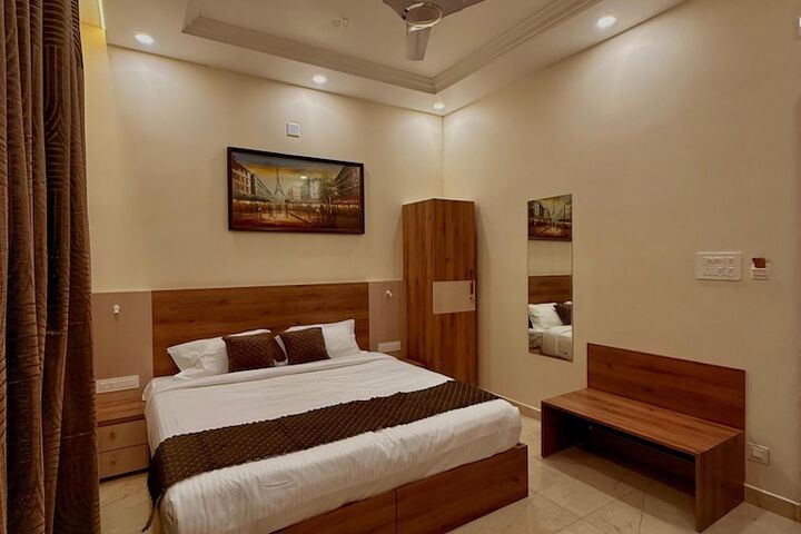 Room 7 of 47