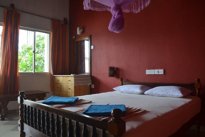 Room 10 of 39