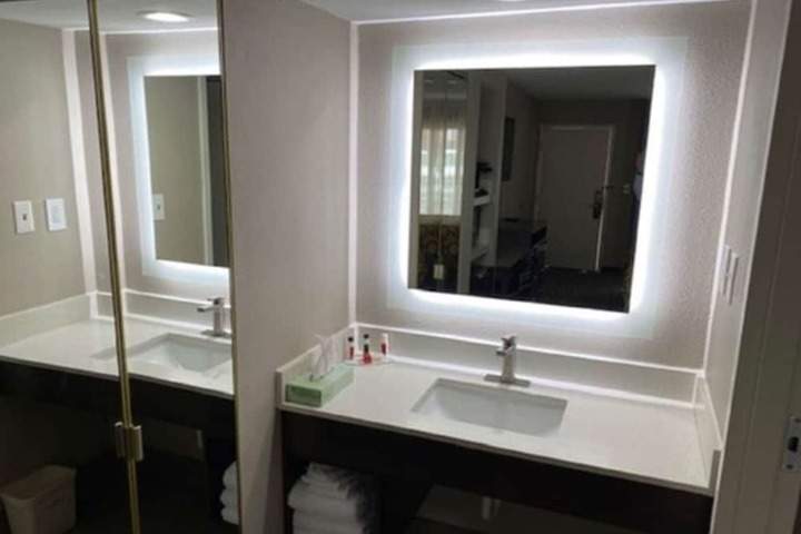 1 King Bed Second Floor (8 of 9)
