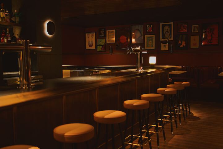 Lounge 58 of 72