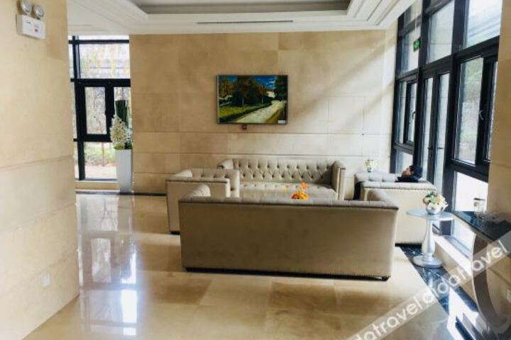Hotel Interior 4 of 22