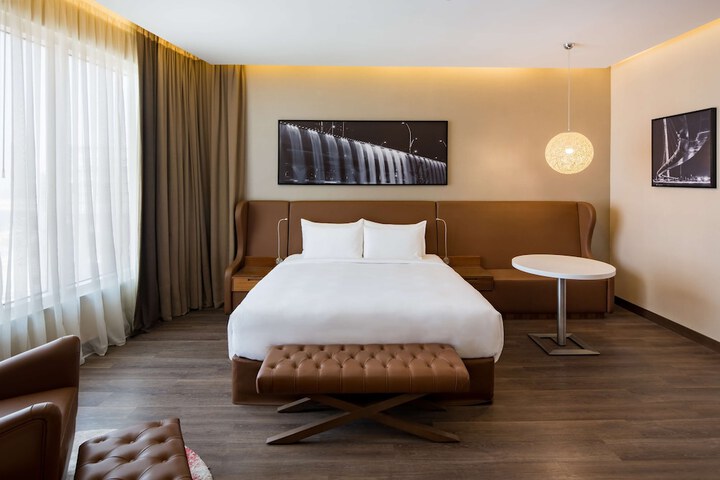 Room 70 of 260