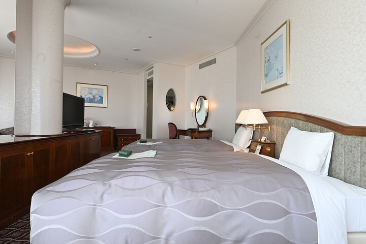 Room 30 of 77