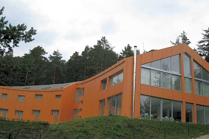 Family Hotel The Body