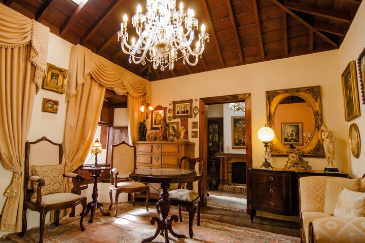 Hotel Interior 4 of 109