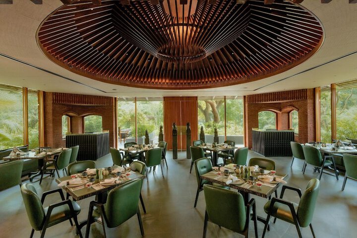 Dining 121 of 157