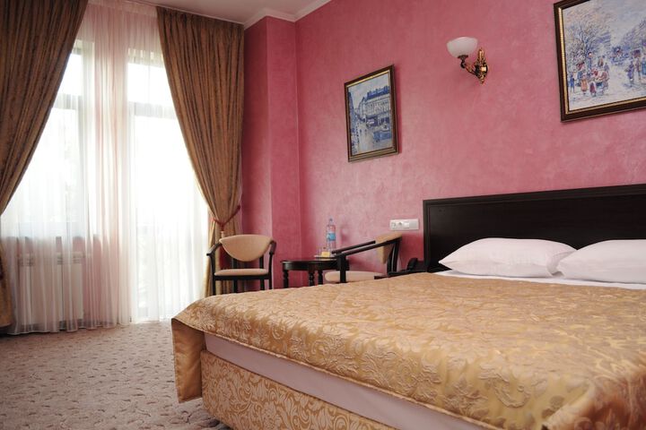 Room 14 of 67