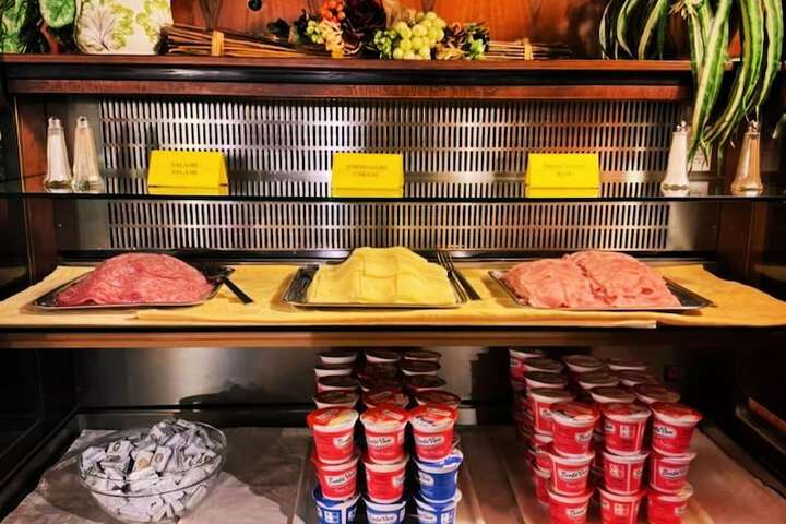 Breakfast buffet