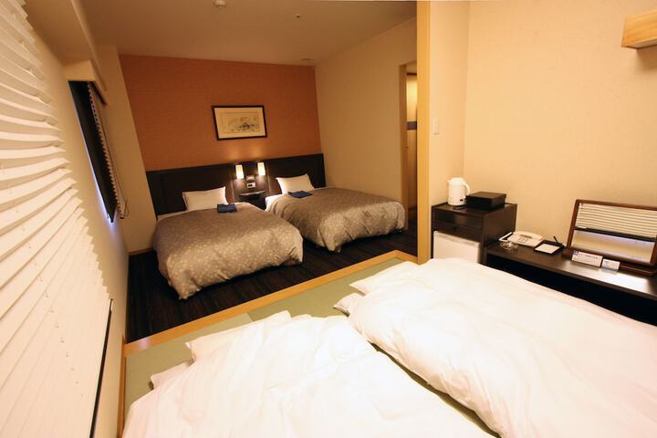 Room 18 of 57