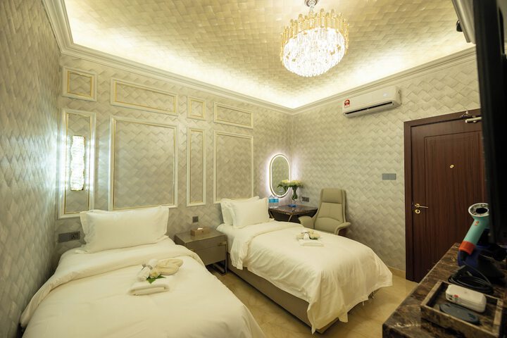 Room 95 of 285