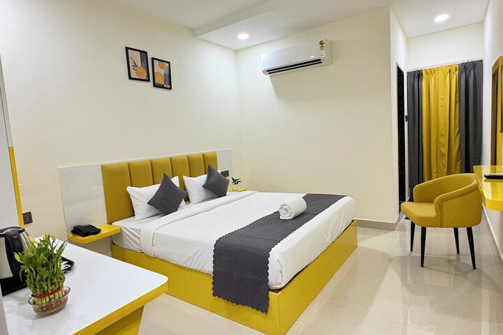 Room 7 of 17