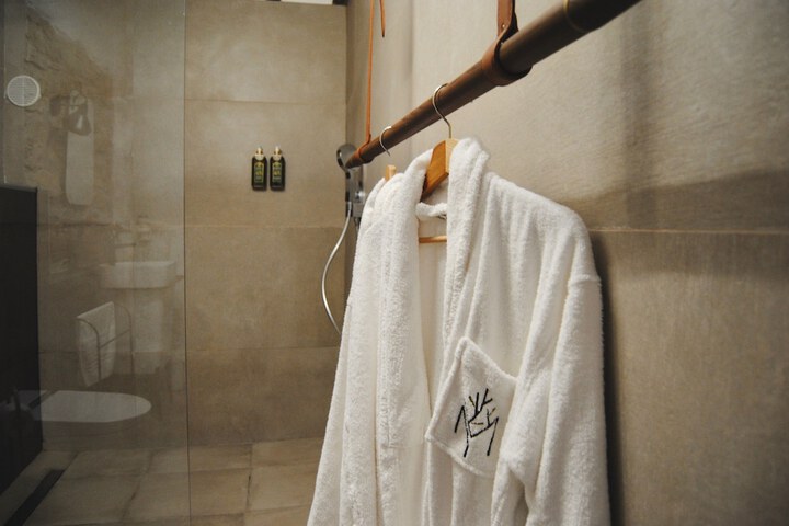Room 44 of 81