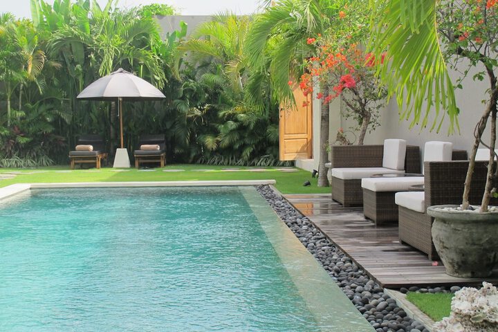Pool Hotel