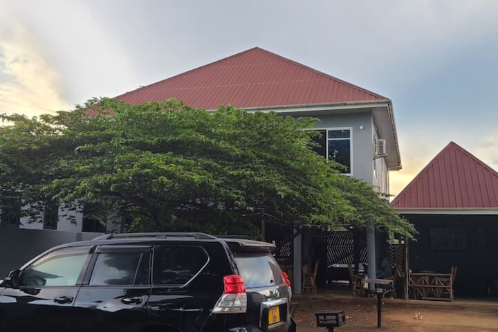 Kimyakimya Pub & lodge