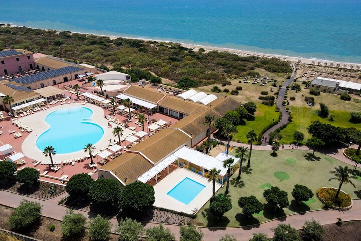 Pool Hotel