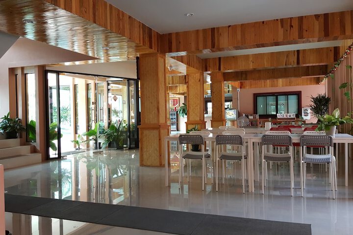 Hotel 4 of 92