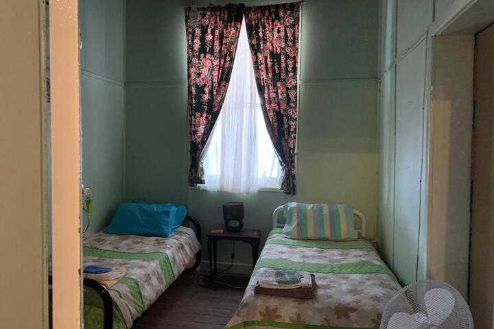General 2 of 14