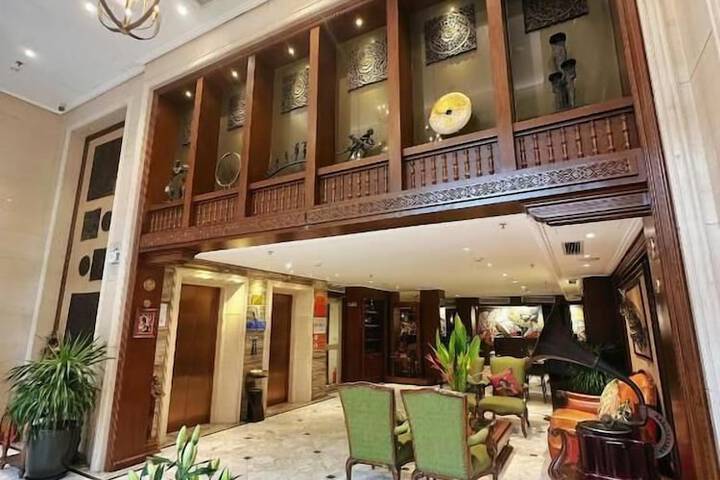 Hotel Interior 6 of 133