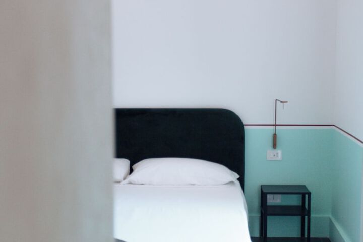 Room 13 of 91