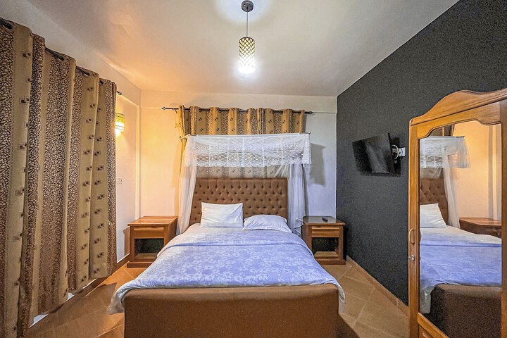 Room 21 of 84