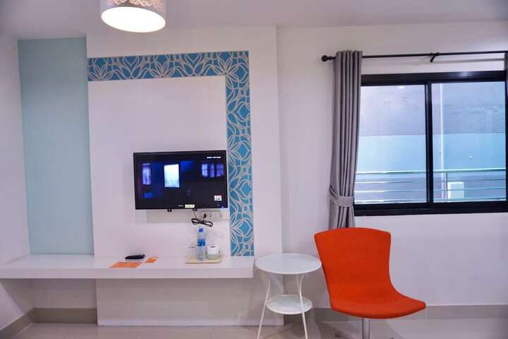 Room 53 of 167