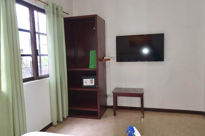 Room 8 of 45