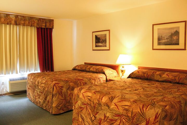 Room 4 of 7