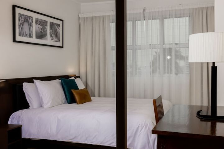 Room 5 of 15