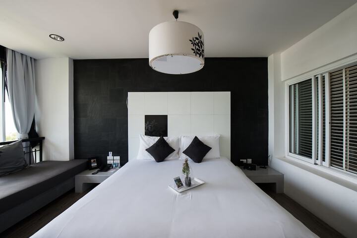 Room 11 of 75