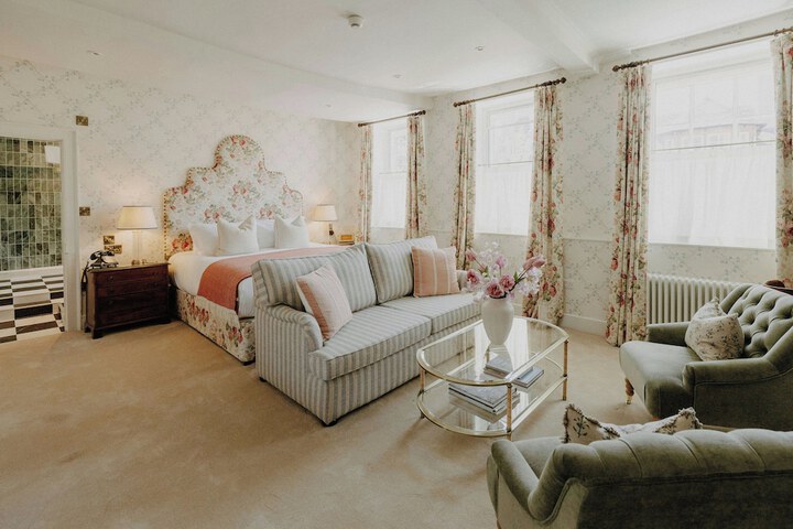 Room 22 of 57