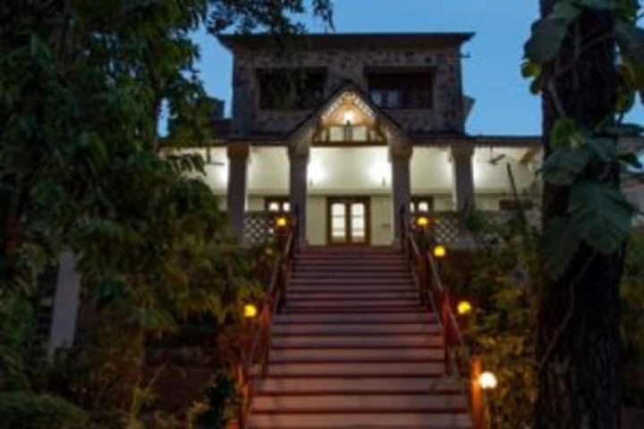 1946 NAVDEEP HOMESTAY