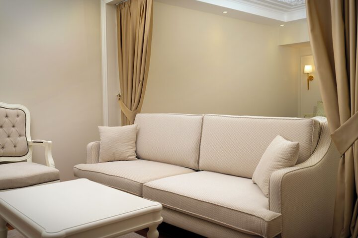 Room 15 of 35