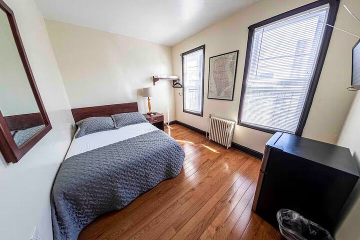 Room 25 of 51