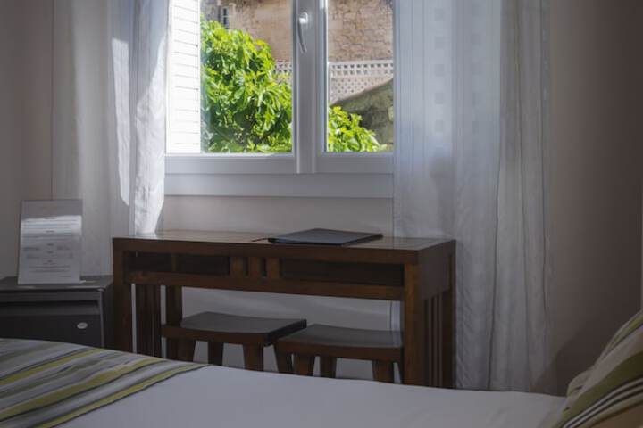 Room 9 of 47