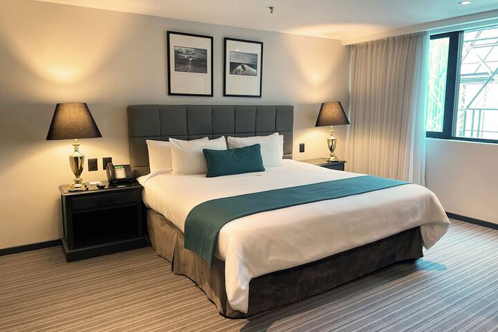 Room 15 of 65