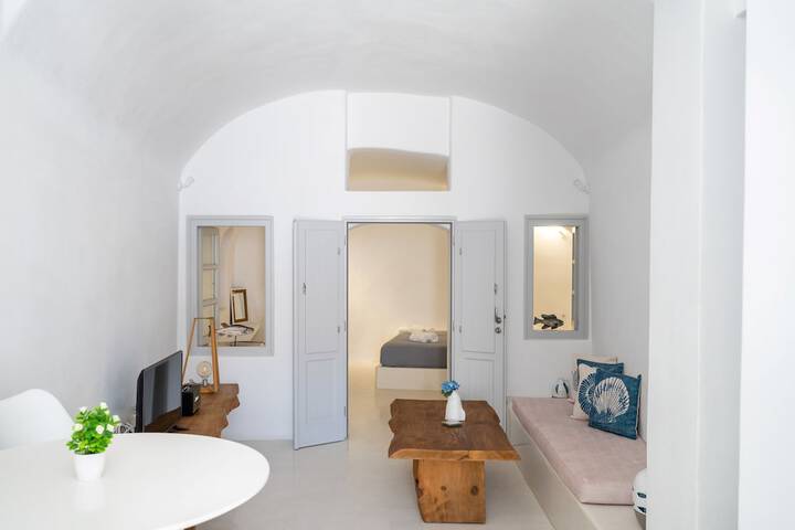 Room 42 of 77