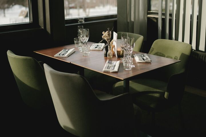 Dining 78 of 88