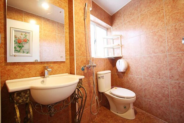 Bath Interior