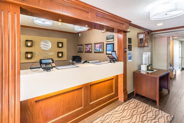 Guest Lobby