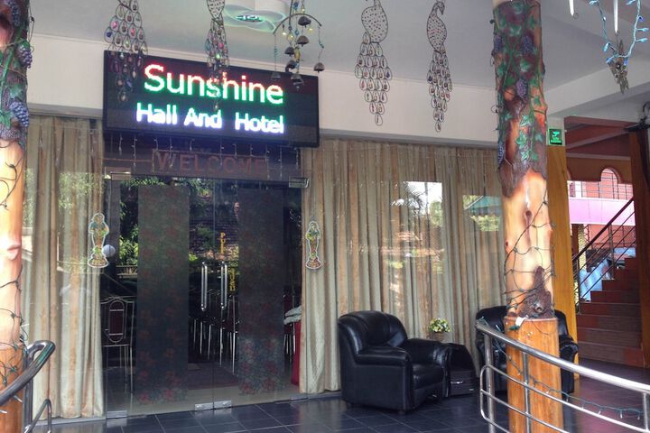 Sunshine Hotel & Hall