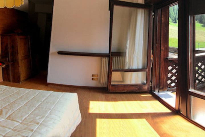 Room 7 of 67