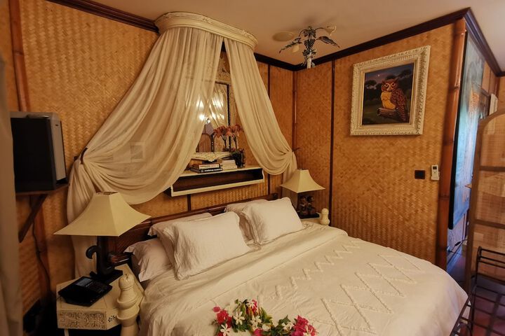 Room 47 of 404