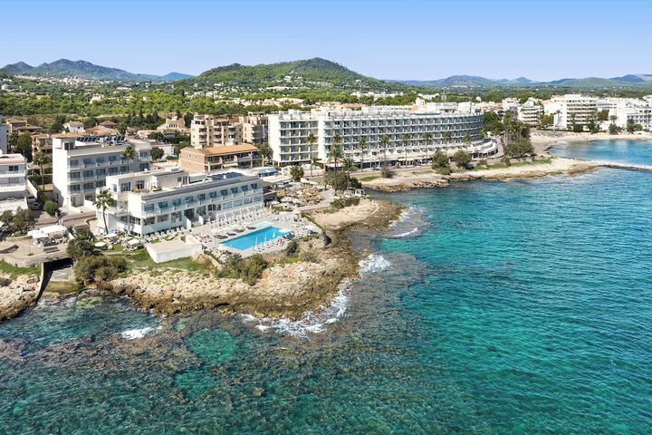 Image of Hotel Atolon & Kaafu Beach Club