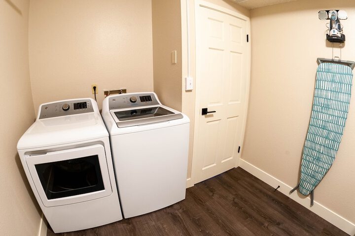 Laundry 75 of 110