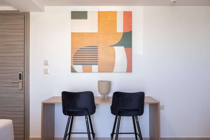 Room 2 of 6