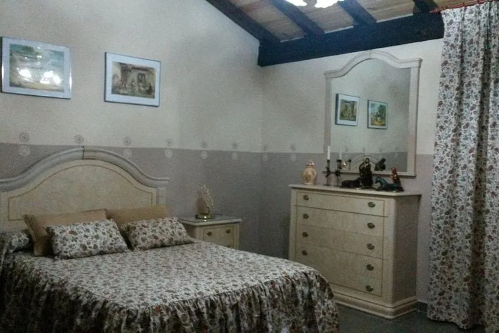 Room 5 of 13