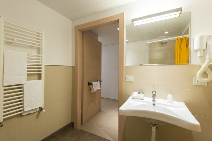 Room 20 of 92